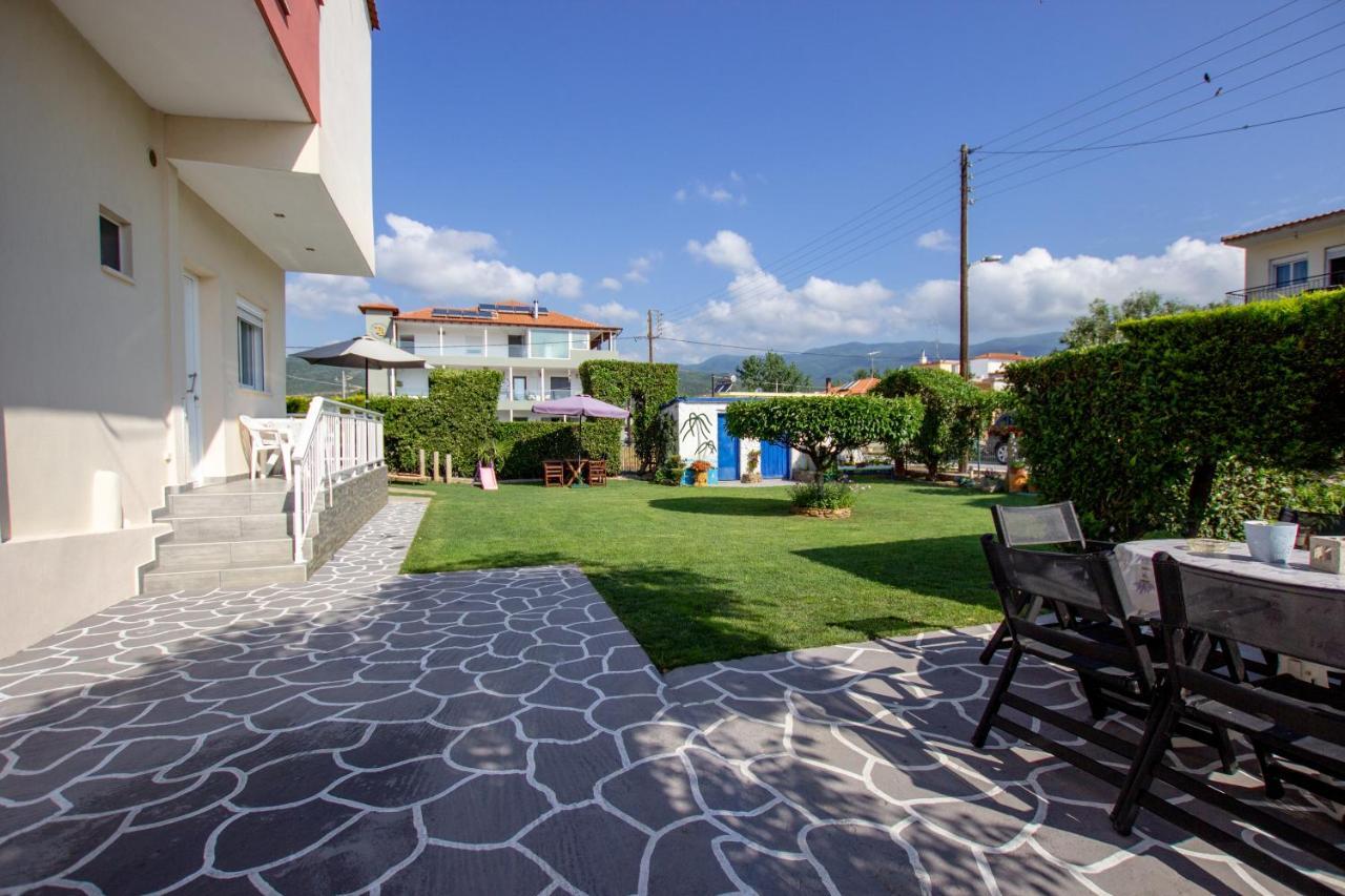 Ferienwohnung Babis House Vrasná Exterior foto
