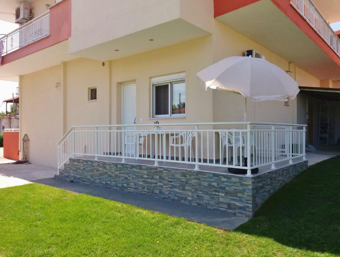 Ferienwohnung Babis House Vrasná Exterior foto